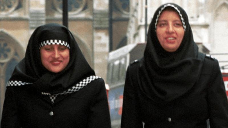 policescotlandmakehijabpartofofficialuniform